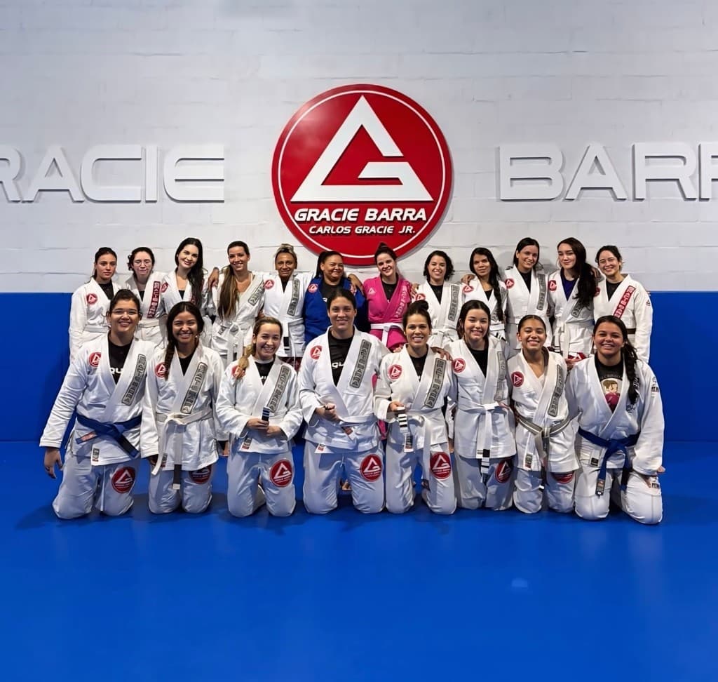 Turma feminina da Gracie Barra Ponta Negra